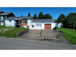 630 Burpee AVE  Grand Falls, NB E3Z 2L3