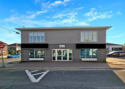 396 King  Bathurst, NB E2A 1P3