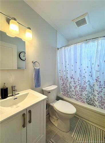 240 Alexander St, Miramichi, NB 