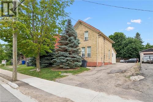 Parking Lot Access - 126 Wellington Street N, Kitchener, ON - Outdoor