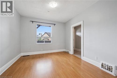 126 Wellington Street N, Kitchener, ON 