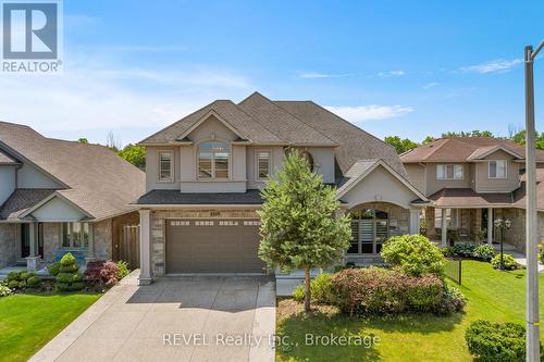 9208 HENDERSHOT BOULEVARD  Niagara Falls (Forestview), ON L2H 0E3