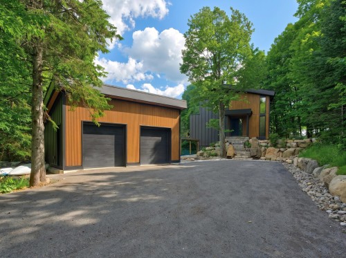 Grange - 31 Rue Susan, Morin-Heights, QC - Outdoor