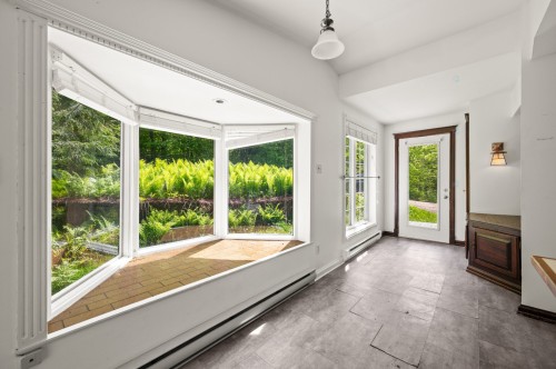 Mud Room - 115 13E Avenue, Saint-Adolphe-D'Howard, QC 