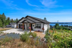 399 Thetis Dr Ladysmith, BC V9G 1V9