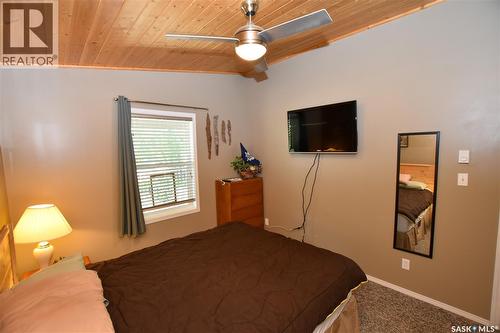134 Sunridge Road, Pebble Baye, SK - Indoor Photo Showing Bedroom