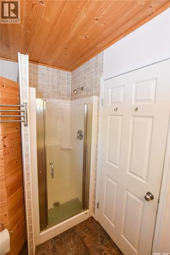 134 Sunridge Road, Pebble Baye, SK - Indoor Photo Showing Bathroom