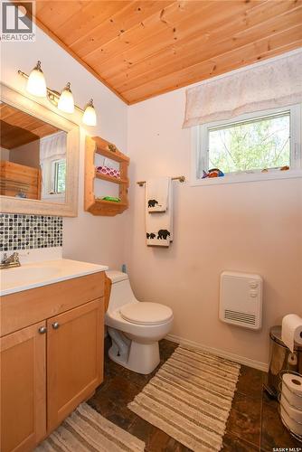 134 Sunridge Road, Pebble Baye, SK - Indoor Photo Showing Bathroom