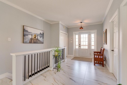 Hall d'entrée/Vestibule - 2604 Ch. Donaldson, L'Ange-Gardien, QC 