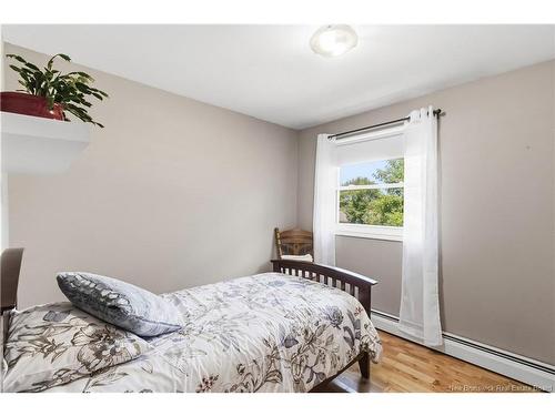 44 Tulip St, Fredericton, NB 