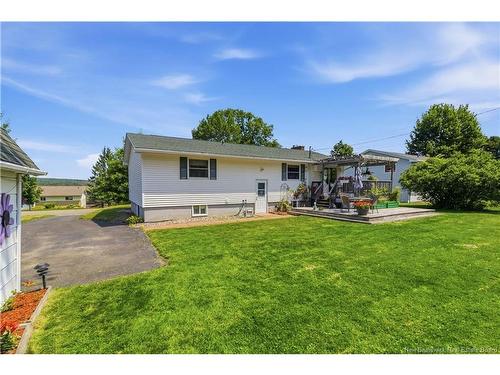 44 Tulip St, Fredericton, NB 