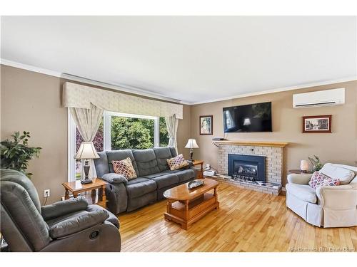 44 Tulip St, Fredericton, NB 