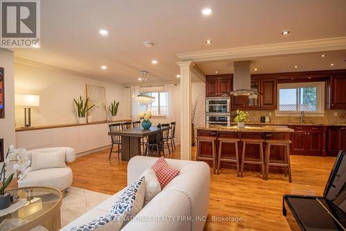 1594 Sunnycove Drive, Mississauga, ON 