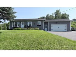 35 Michaud ST  Grand Falls, NB E3Z 1L5