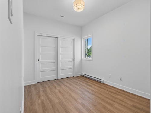 Bedroom - 4-18 Rue Ellice, Salaberry-De-Valleyfield, QC 