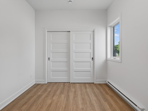 Bedroom - 4-18 Rue Ellice, Salaberry-De-Valleyfield, QC 