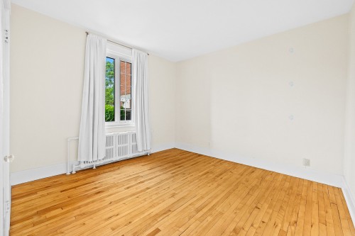 Chambre à coucher - 3423 Av. Walkley, Montréal (Côte-Des-Neiges/Notre-Dame-De-Grâce), QC - Indoor Photo Showing Other Room