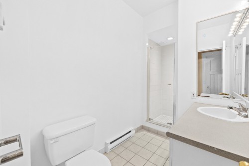 Salle de bains - 3423 Av. Walkley, Montréal (Côte-Des-Neiges/Notre-Dame-De-Grâce), QC - Indoor Photo Showing Bathroom