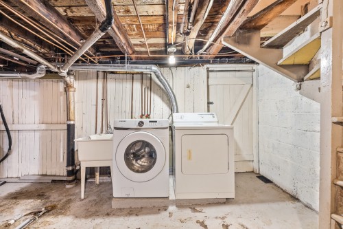 Salle de lavage - 3423 Av. Walkley, Montréal (Côte-Des-Neiges/Notre-Dame-De-Grâce), QC - Indoor Photo Showing Laundry Room