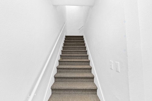 Escalier - 3423 Av. Walkley, Montréal (Côte-Des-Neiges/Notre-Dame-De-Grâce), QC - Indoor Photo Showing Other Room