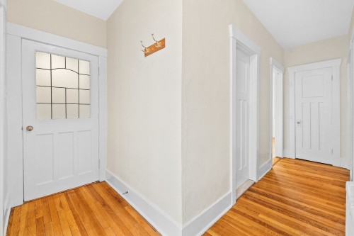 Hall d'entrée/Vestibule - 3423 Av. Walkley, Montréal (Côte-Des-Neiges/Notre-Dame-De-Grâce), QC - Indoor Photo Showing Other Room