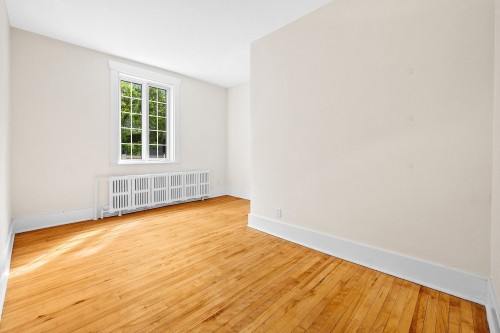 Chambre à coucher - 3423 Av. Walkley, Montréal (Côte-Des-Neiges/Notre-Dame-De-Grâce), QC - Indoor Photo Showing Other Room