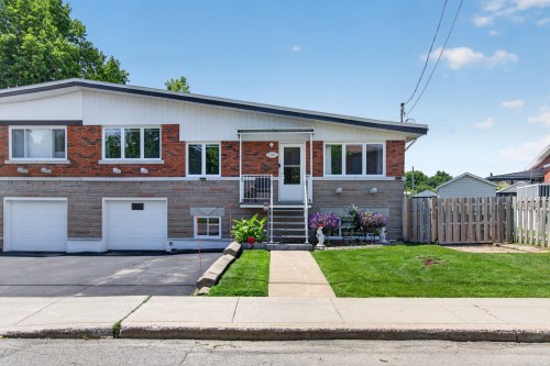 14465 Rue Victoria  Montréal (Rivière-Des-Prairies/Pointe-Aux-Trembles), QC H1A 1P7