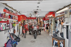 Garage - 