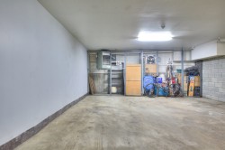 Garage - 