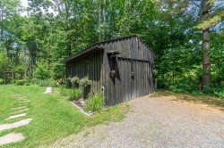 Garage - 