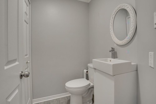 Salle d'eau - 11 Rue De L'Orbite, Gatineau (Hull), QC - Indoor Photo Showing Bathroom