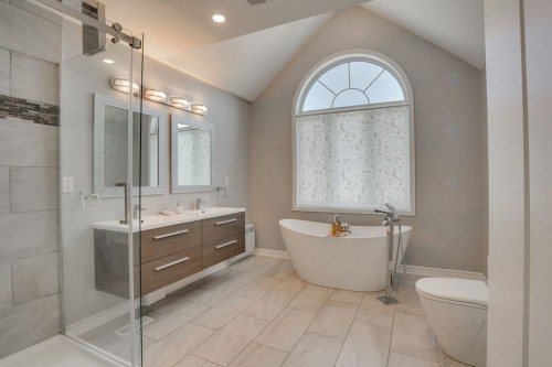 Salle de bains - 11 Rue De L'Orbite, Gatineau (Hull), QC - Indoor Photo Showing Bathroom