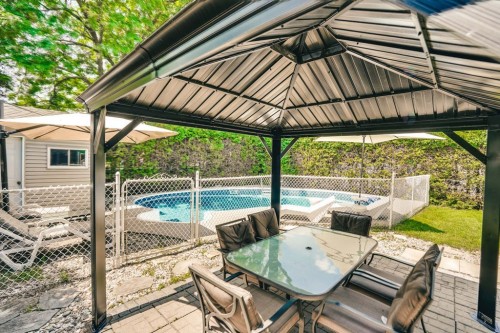 Cour - 11 Rue De L'Orbite, Gatineau (Hull), QC - Outdoor With Above Ground Pool With In Ground Pool With Deck Patio Veranda
