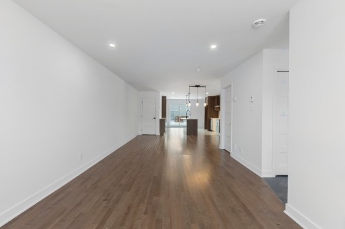 Living Room - 28 Rue De La Tourterelle, Brownsburg-Chatham, QC 