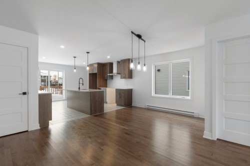 Dining Room - 28 Rue De La Tourterelle, Brownsburg-Chatham, QC 