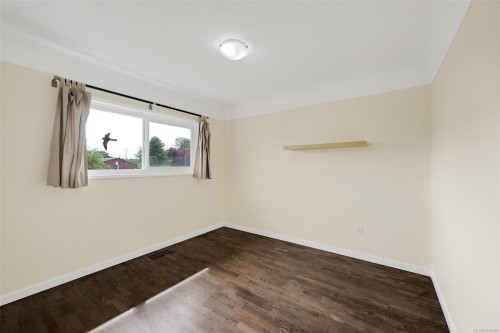 3967 Rainbow St, Saanich, BC 
