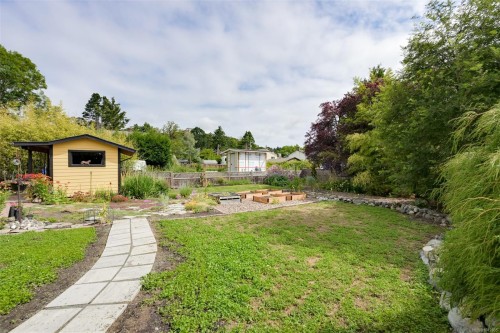 3967 Rainbow St, Saanich, BC 