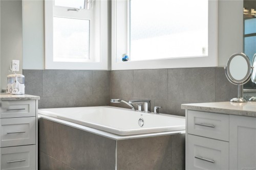 721 Timberline Dr, Campbell River, BC 