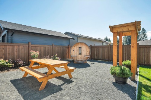 721 Timberline Dr, Campbell River, BC 