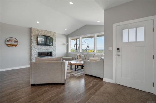 721 Timberline Dr, Campbell River, BC 