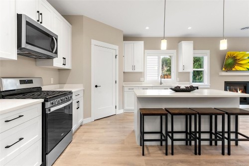 933 Blakeon Pl, Langford, BC 