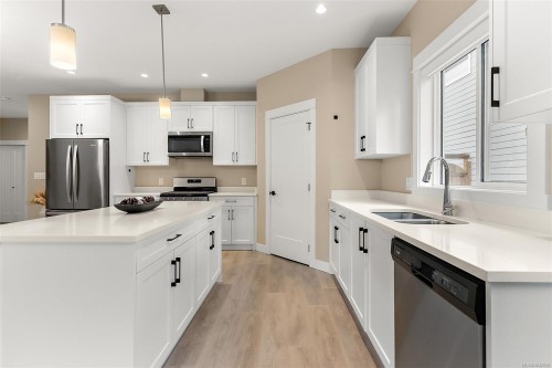 933 Blakeon Pl, Langford, BC 
