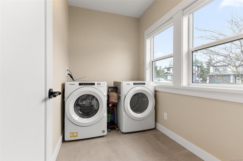 933 Blakeon Pl, Langford, BC 