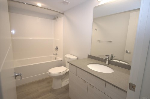 #209-4820 Cedar Ridge Pl, Nanaimo, BC 