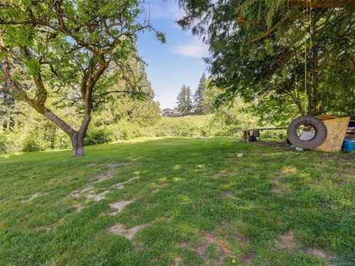 948 Latoria Rd, Langford, BC 