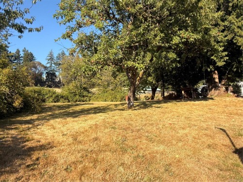 948 Latoria Rd, Langford, BC 