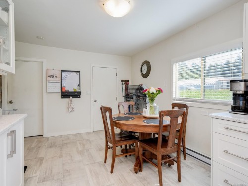 948 Latoria Rd, Langford, BC 