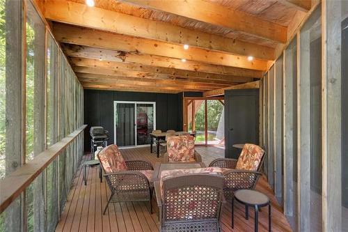 2 Hazel Ave, Matlock, MB 