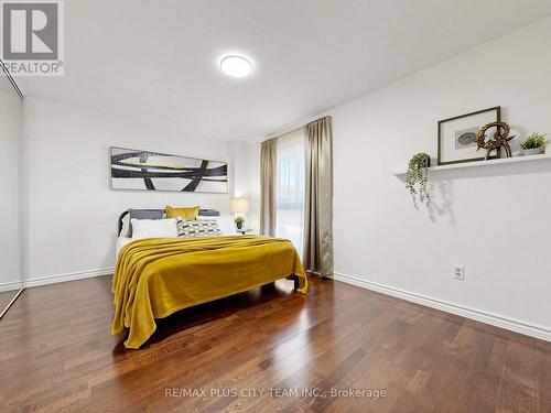60 Tangle Briar Way, Toronto, ON - Indoor Photo Showing Bedroom