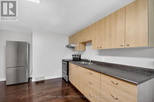 1865 Arizona Avenue, Ottawa, ON 